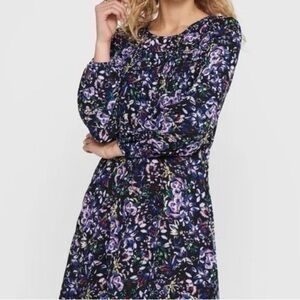 Beautiful floral print NWT JACOUELINE
de YONG Boston Mini dress boho rare spring